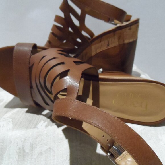 Franco Sarto Brown Wedge leather Sandals - NEW - Picture 7 of 10